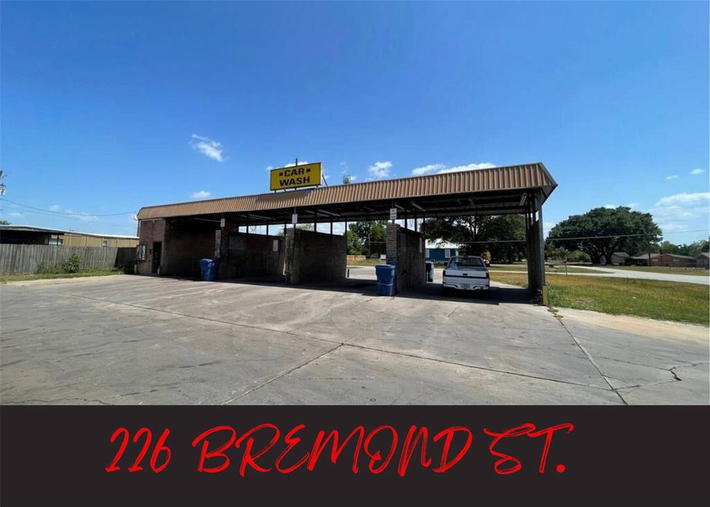 226 Bremond Street, Hempstead, Texas image 1