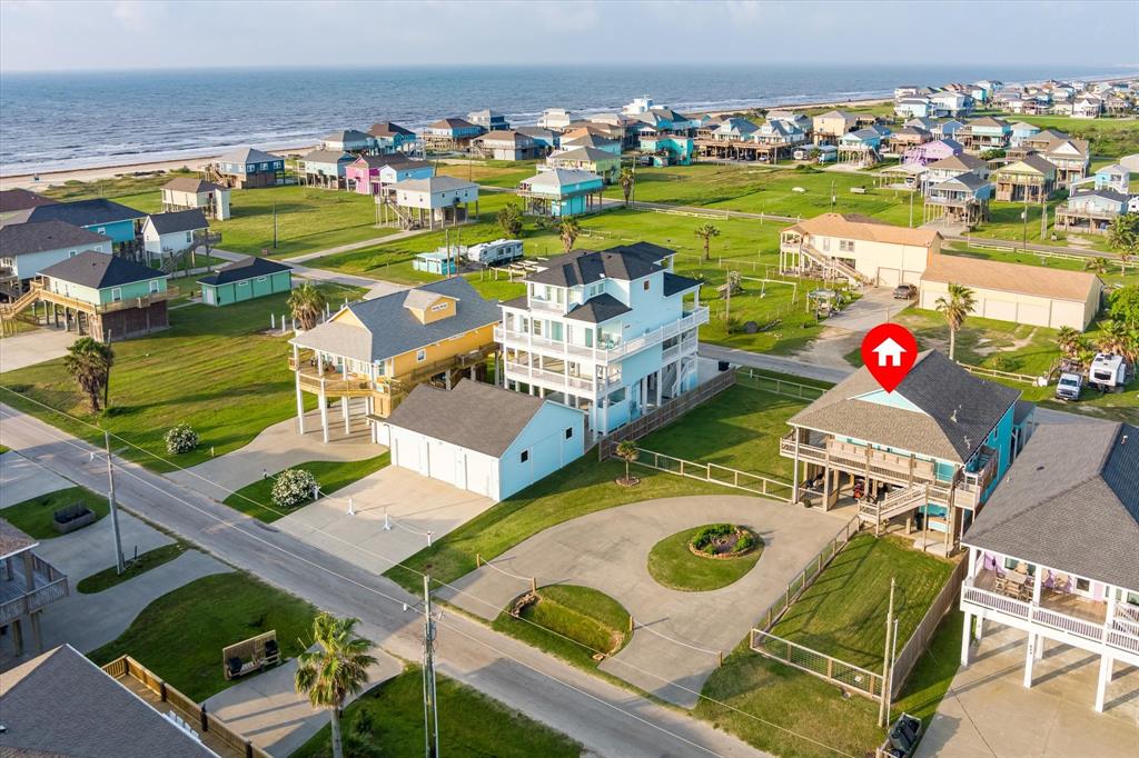 867 Townsend Drive, Crystal Beach, Texas image 1
