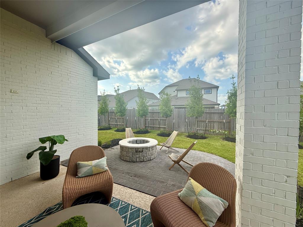 27130 Talora Lake Drive, Katy, Texas image 2