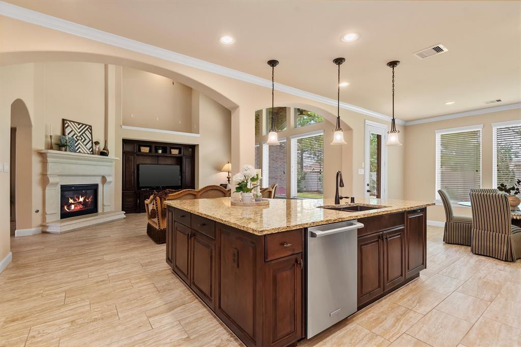 19023 Wild Thornberry Drive, Tomball, Texas image 16