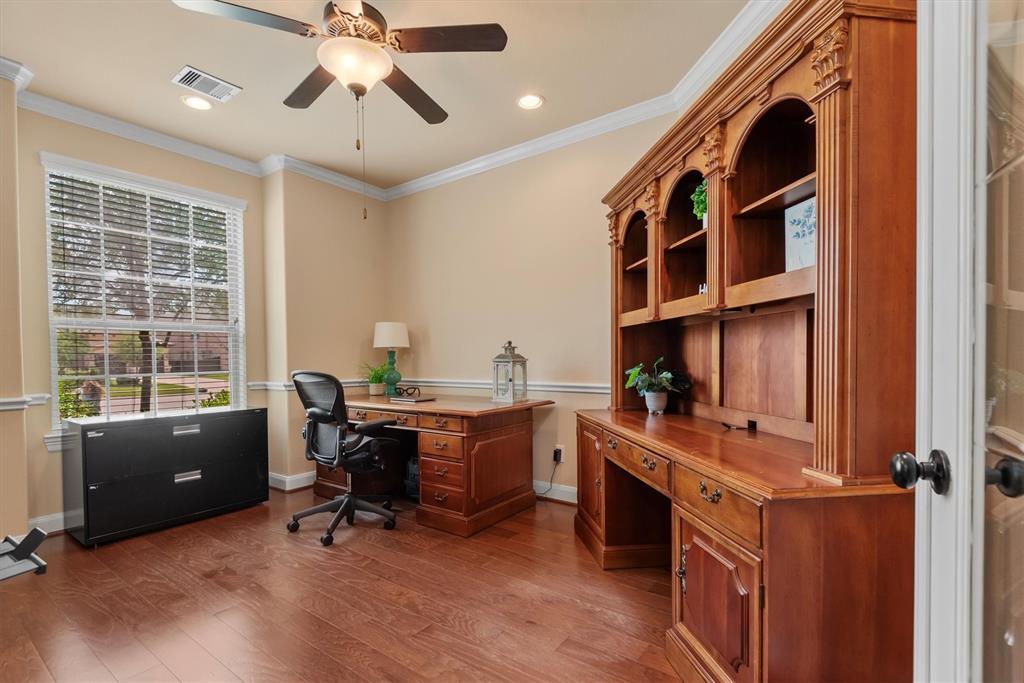 19023 Wild Thornberry Drive, Tomball, Texas image 12