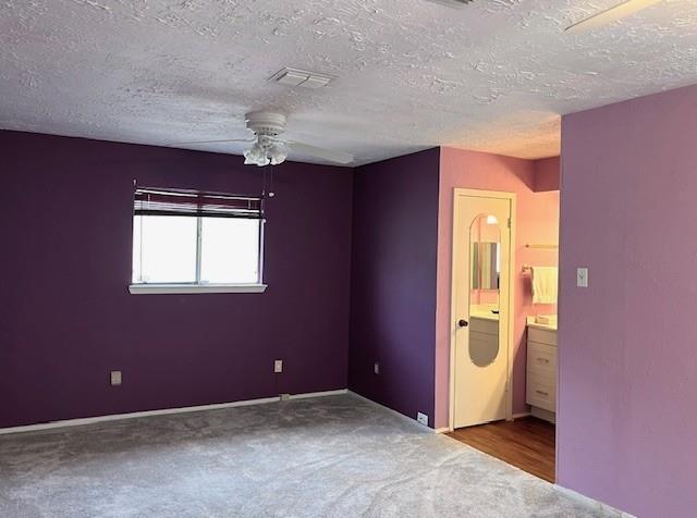 Houston, Texas 77072, United States, 2 Bedrooms Bedrooms, ,2 BathroomsBathrooms,Residential,Pending,45359