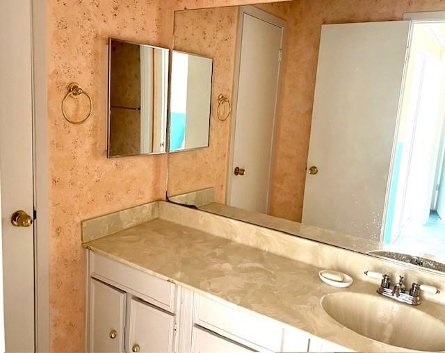 Houston, Texas 77072, United States, 2 Bedrooms Bedrooms, ,2 BathroomsBathrooms,Residential,Pending,45359