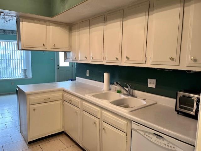 Houston, Texas 77072, United States, 2 Bedrooms Bedrooms, ,2 BathroomsBathrooms,Residential,Pending,45359