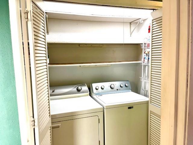 Houston, Texas 77072, United States, 2 Bedrooms Bedrooms, ,2 BathroomsBathrooms,Residential,Pending,45359