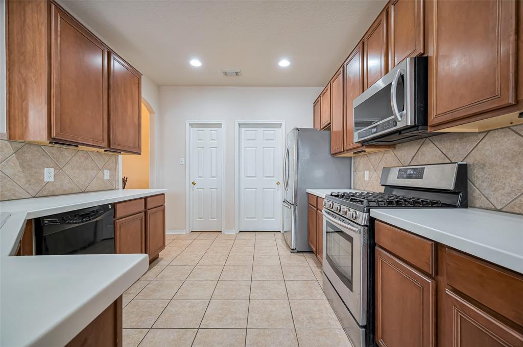 2107 Auburn Vale Street, Katy, Texas image 13