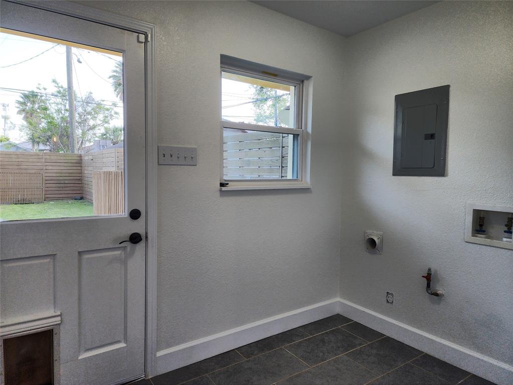 4413 Avenue O, Galveston, Texas image 37
