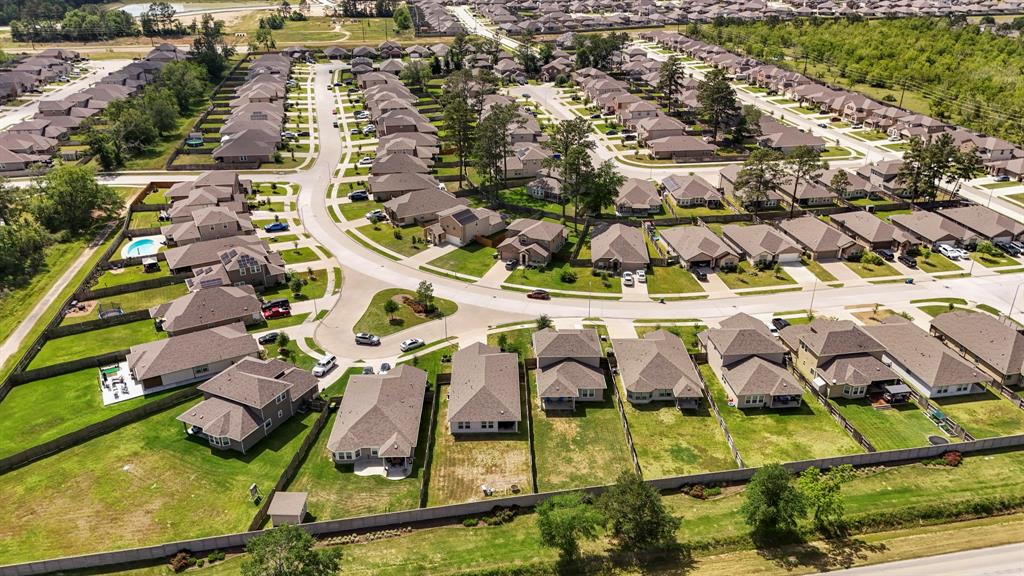2311 E Winding Pines Drive, Tomball, Texas image 27