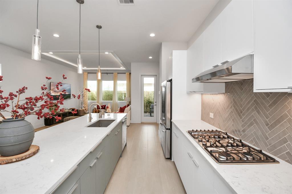 3002B Ventas Drive