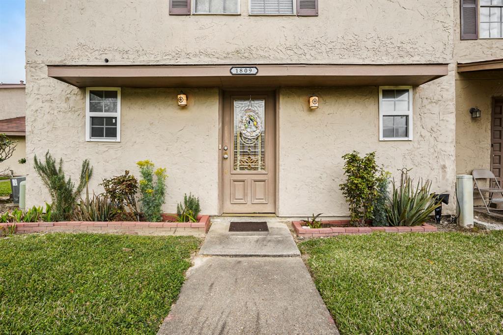 1809 Country Village Boulevard, Humble, Texas image 2