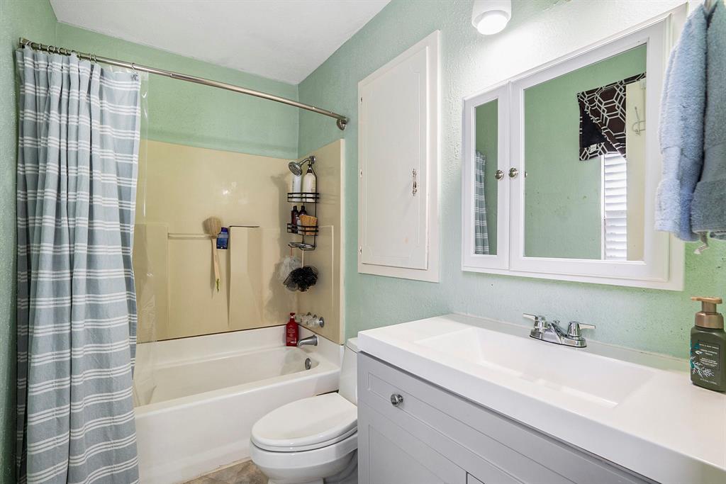 1809 Country Village Boulevard, Humble, Texas image 15