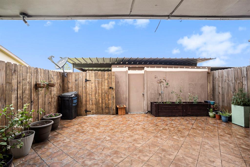 1809 Country Village Boulevard, Humble, Texas image 21