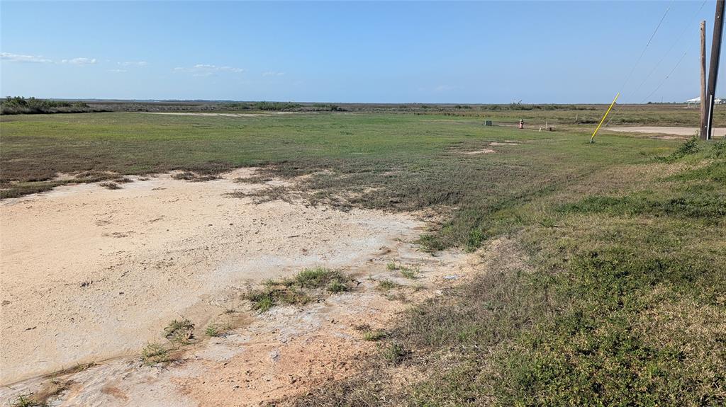 3603 Mitote Drive, Galveston, Texas image 3