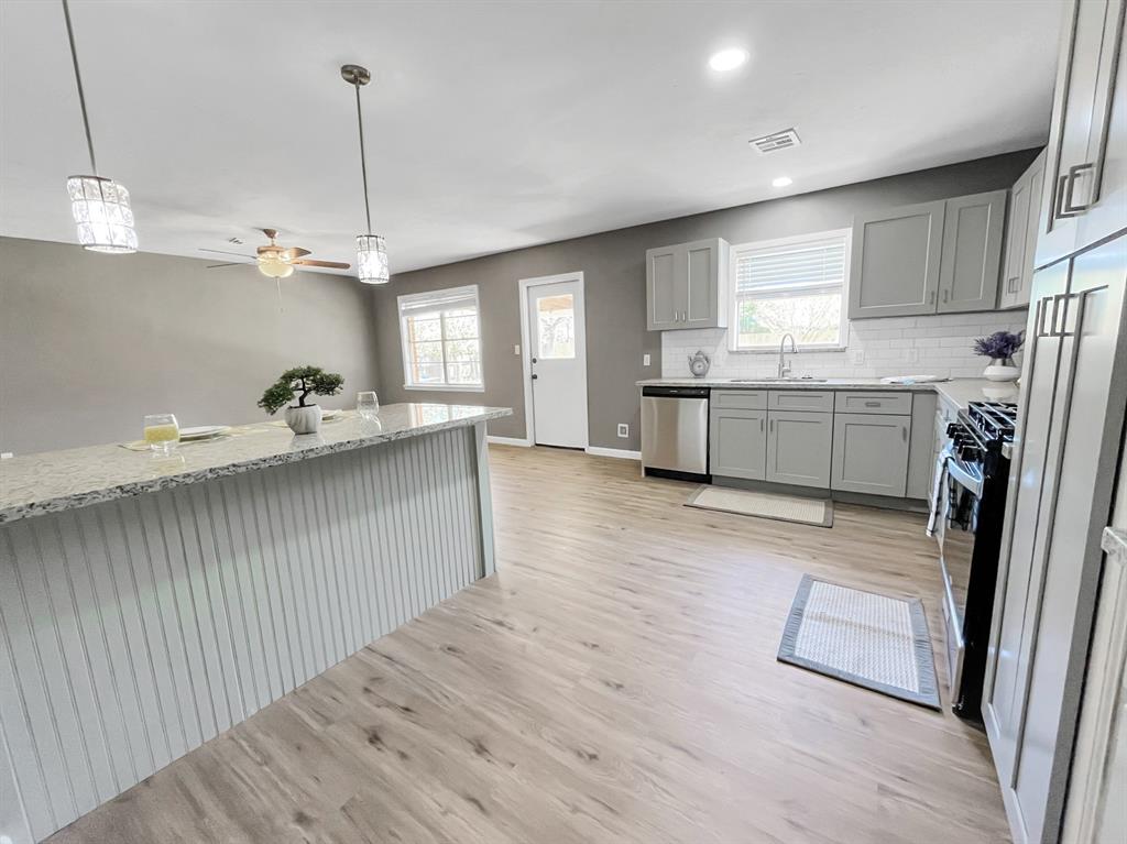 2605 E Airline Road, Victoria, Texas image 15