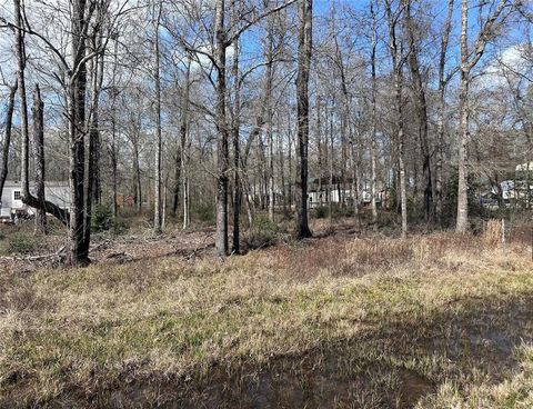 Photo of 0 Somerset, Livingston, TX 77351 (MLS # 76029370)