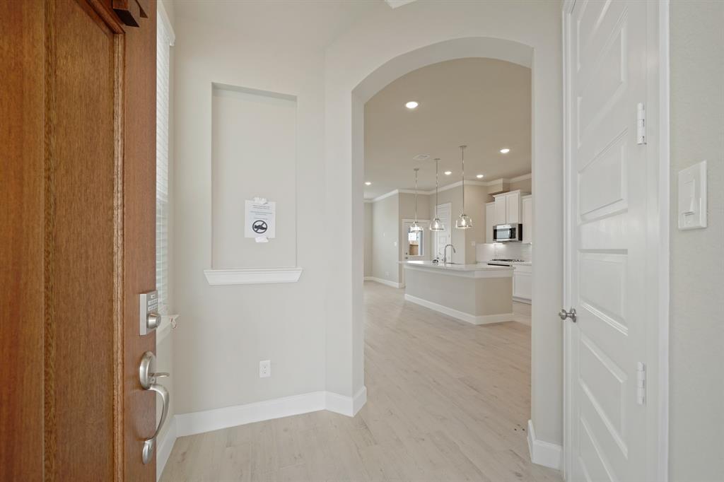 11407 Blossom Square Street