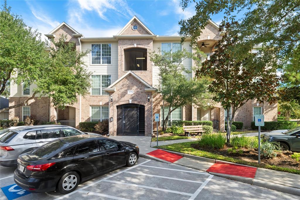 6607 Lake Woodlands Drive #124, The Woodlands, Texas image 1