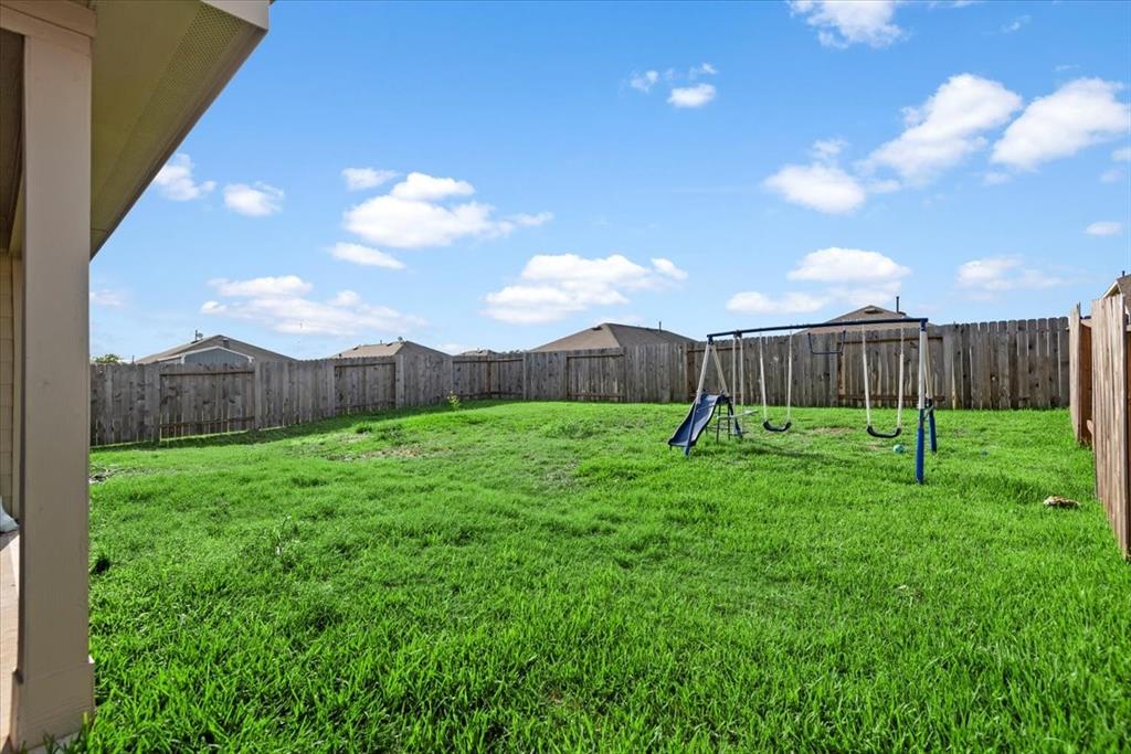 8004 Driver Lane, Navasota, Texas image 34
