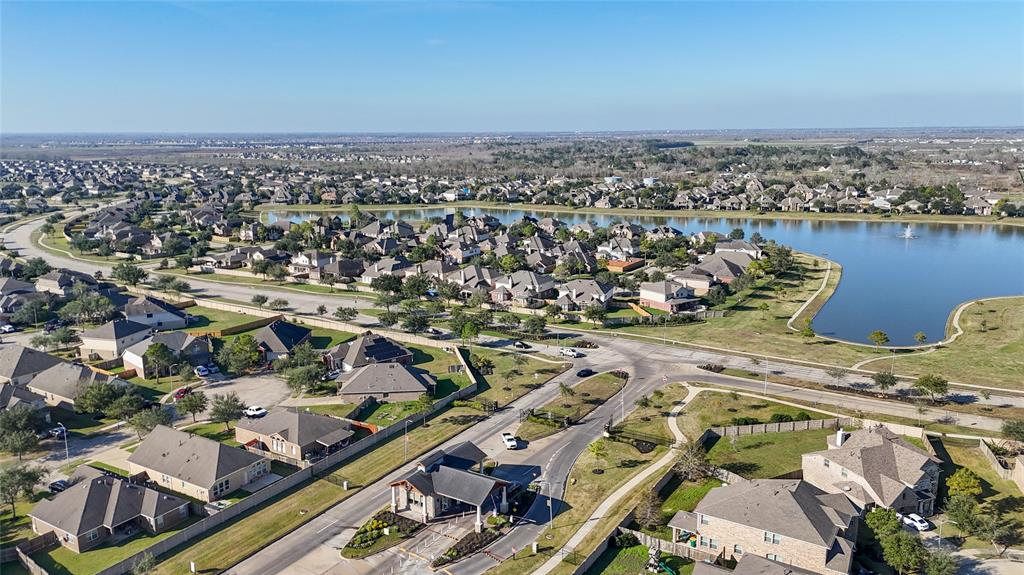 2815 Emerald Pines Lane, Iowa Colony, Texas image 37