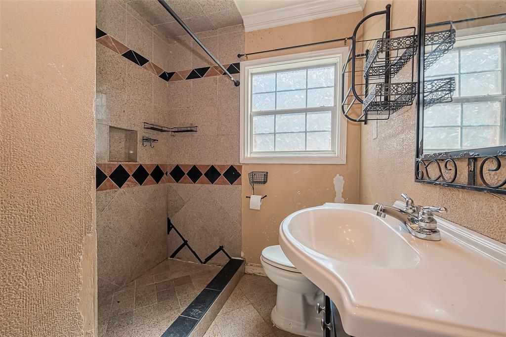 7429 Rusk Street, Houston, Texas image 10