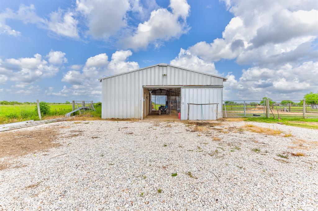 1825 County Road 212, Angleton, Texas image 33