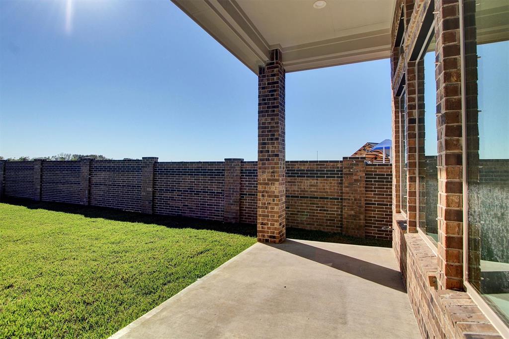 2718 Sapphire Hills Drive, Iowa Colony, Texas image 37