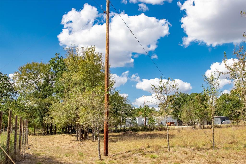 503 Berry Creek Drive, Caldwell, Texas image 6