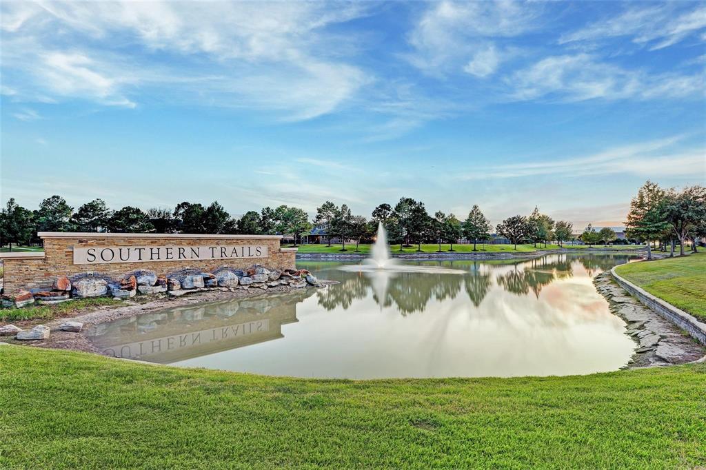 12312 Harmony Hall Court, Pearland, Texas image 38