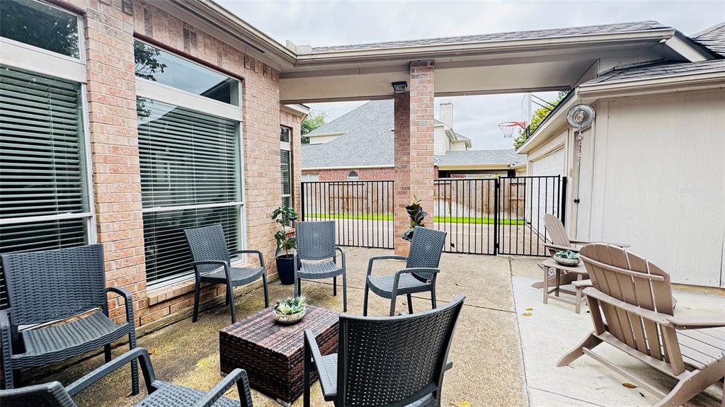 3615 Huggins Way Street, Pearland, Texas image 12