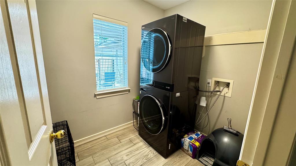3615 Huggins Way Street, Pearland, Texas image 14