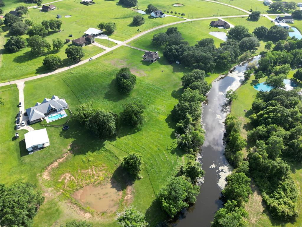 1223 Mill Road, Angleton, Texas image 3