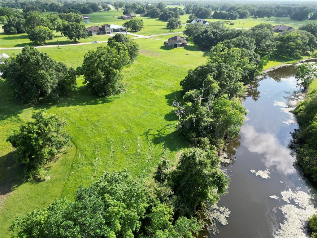 1223 Mill Road, Angleton, Texas image 2