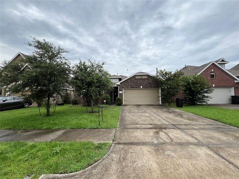 Homes For Sale - 335 American Black Bear Drive<br/> Crosby, TX 77532