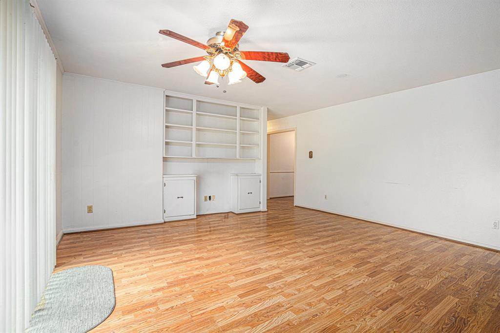 Baytown, Texas 77521, United States, 3 Bedrooms Bedrooms, ,2 BathroomsBathrooms,Residential,Active,145997