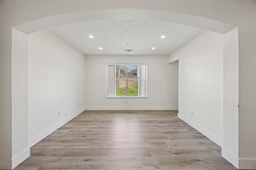 4615 Pleasant Trail, Fresno, Texas image 21