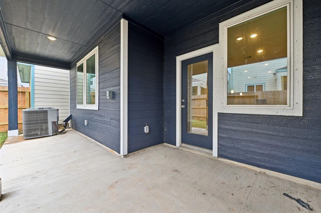716 Seafoam Lane, Kemah, Texas image 36