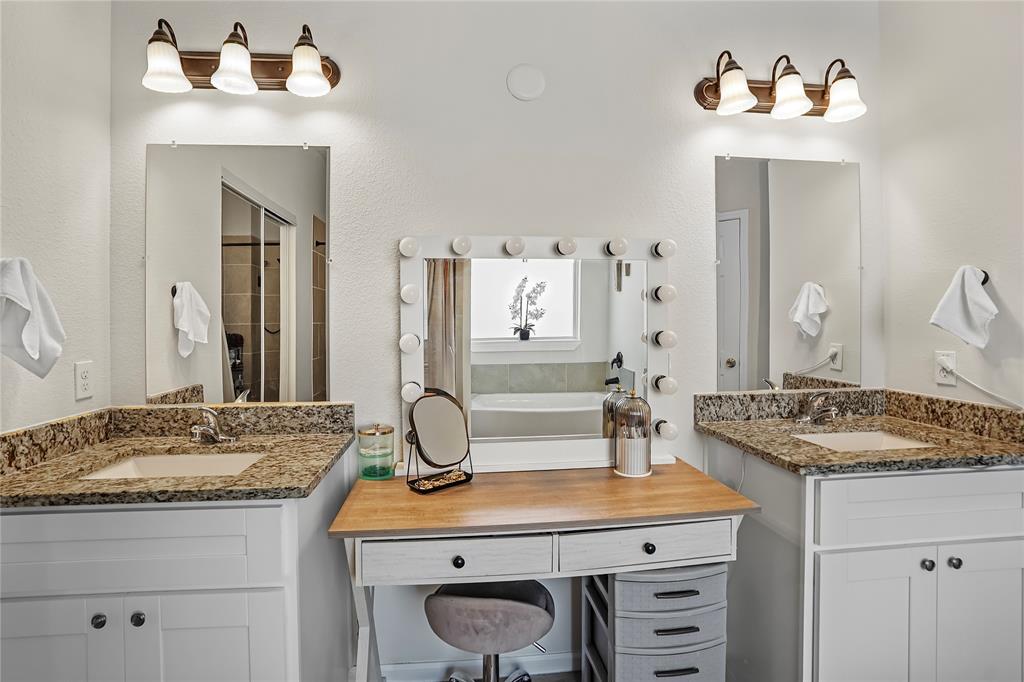 7950 Blue Street, Houston, Texas image 16