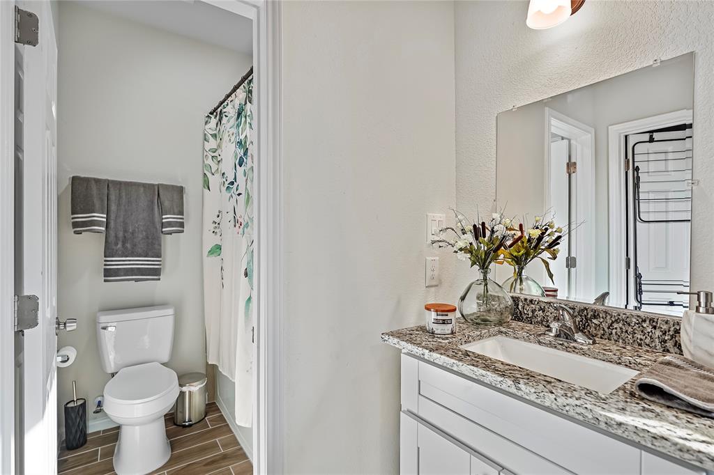 7950 Blue Street, Houston, Texas image 21