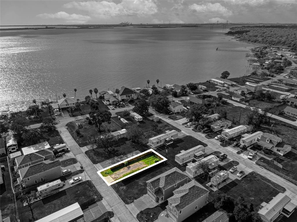142 Flamingo Bight, Baytown, Texas image 12