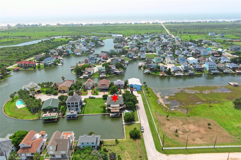 12802 E Conquistador Drive, Galveston, Texas image 49