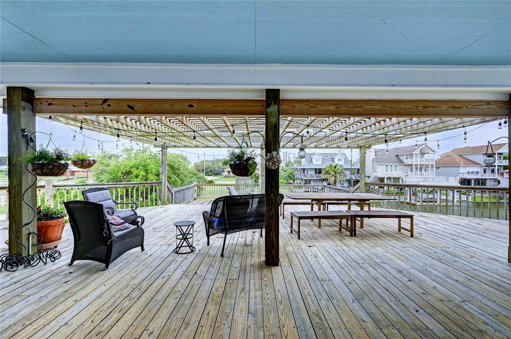 12802 E Conquistador Drive, Galveston, Texas image 25