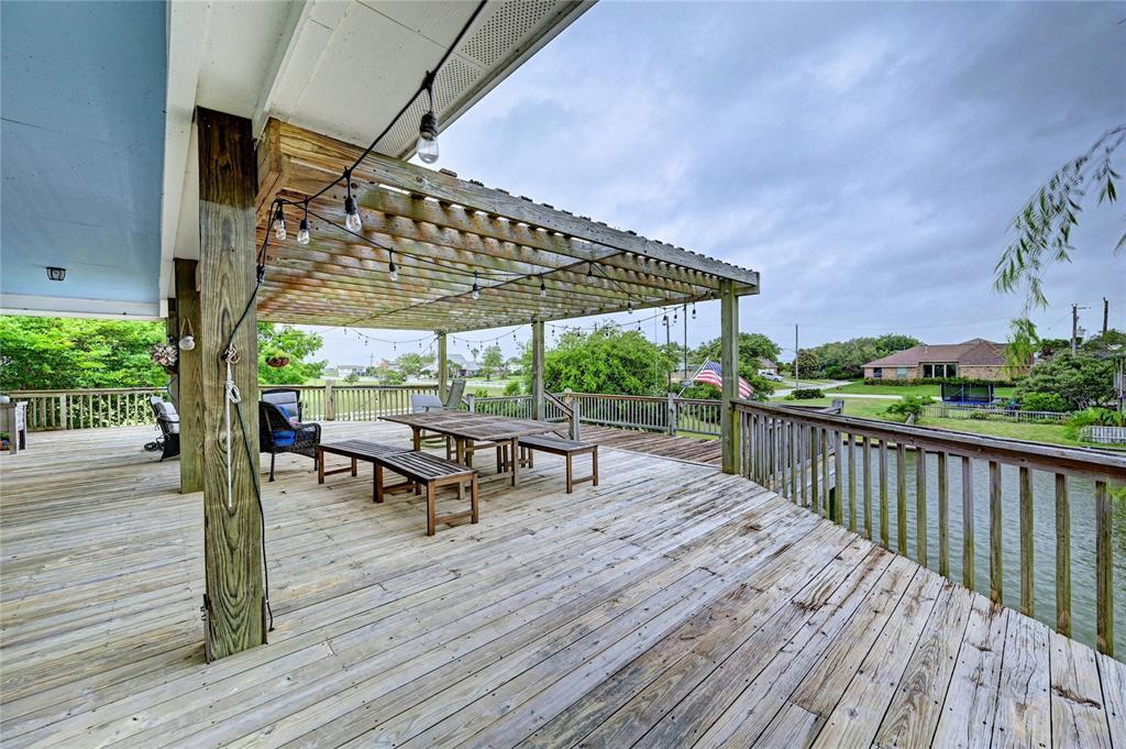 12802 E Conquistador Drive, Galveston, Texas image 26