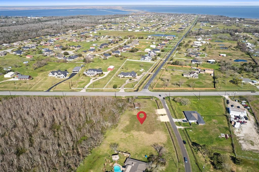 Beach Haven Drive, Baytown, Texas image 7