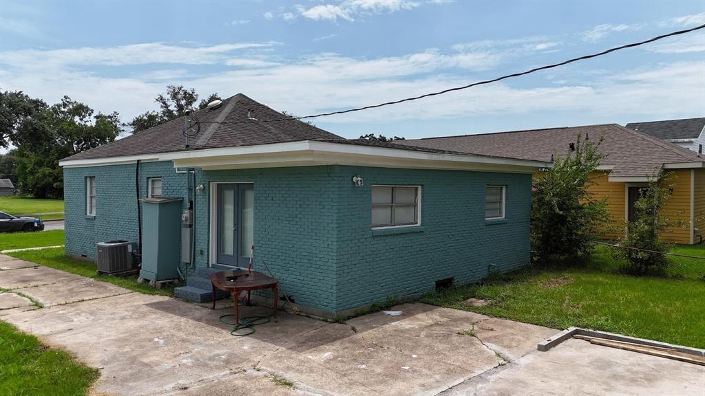 1227 Thomas Boulevard, Port Arthur, Texas image 4