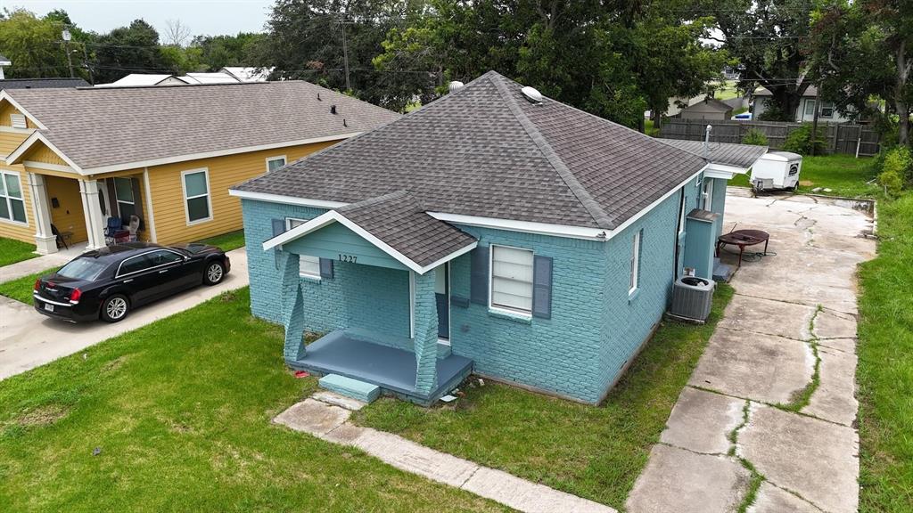 1227 Thomas Boulevard, Port Arthur, Texas image 2