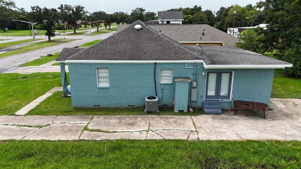 1227 Thomas Boulevard, Port Arthur, Texas image 3