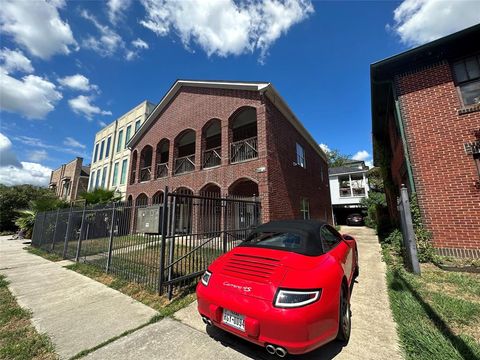 508 W Clay Street Houston TX 77019
