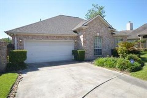 Single Family Residence in Spring TX 4323 Shady Pine Drive.jpg