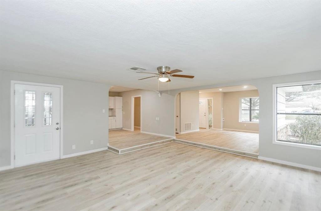 148 Seaside Lane, Texas City, Texas image 4