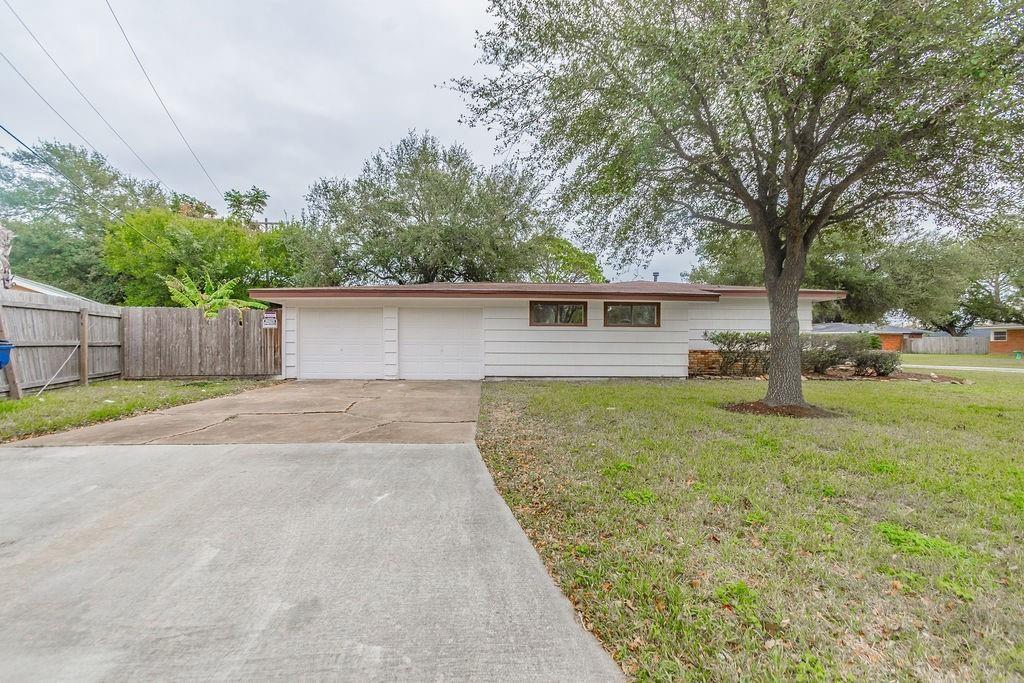 148 Seaside Lane, Texas City, Texas image 20